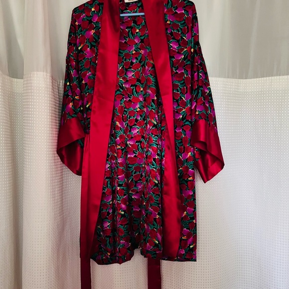 Victoria’s Secret One Size Robe - Picture 3 of 5